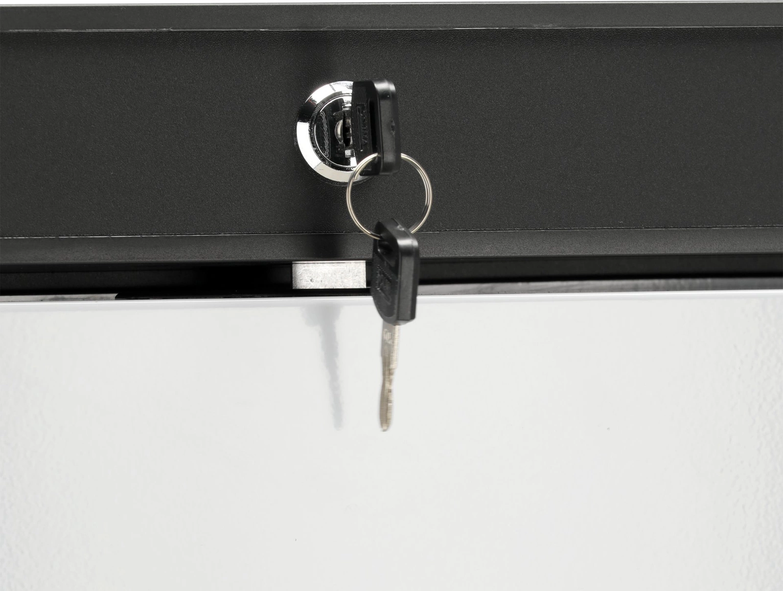 Mraziaca skriňa lakovaná, 555 l | YATO YG-05236