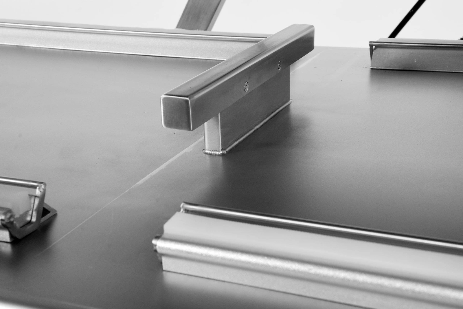 Mobilný 2-komorový vákuový baliaci stroj 45x60 cm | YATO YG-09307