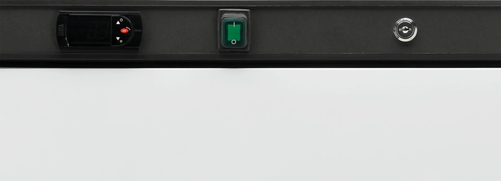 Mraziaca skriňa lakovaná, 555 l | YATO YG-05236