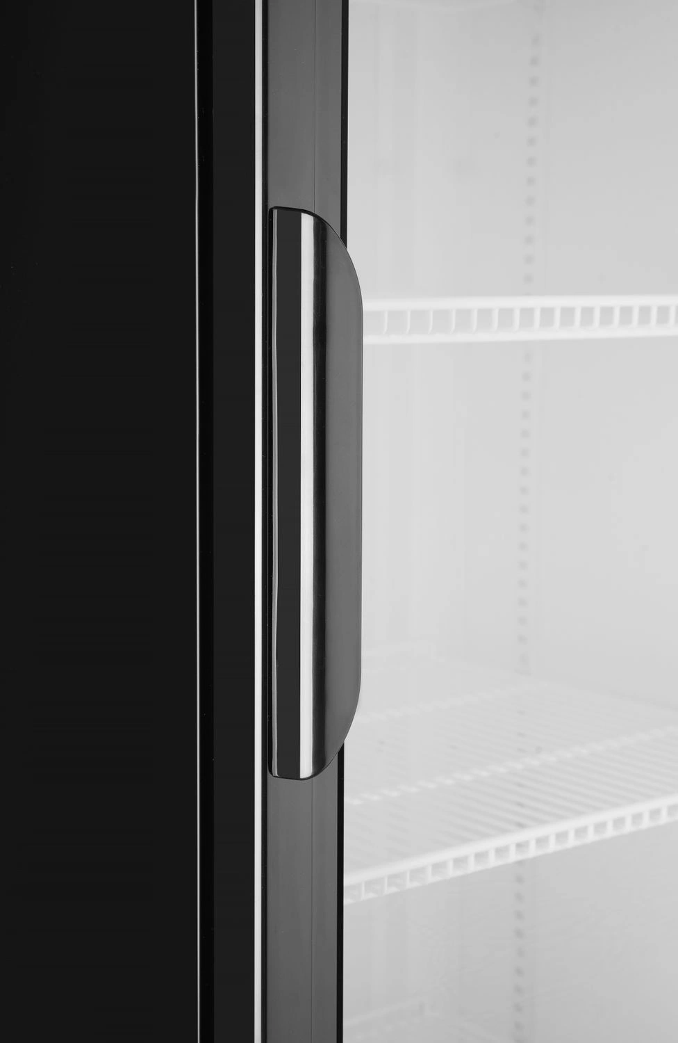 Chladiaca vitrína s osvetleným panelom, 254 l, 1 dvere, biely hliníkový vnútro | ARKTIC 233788