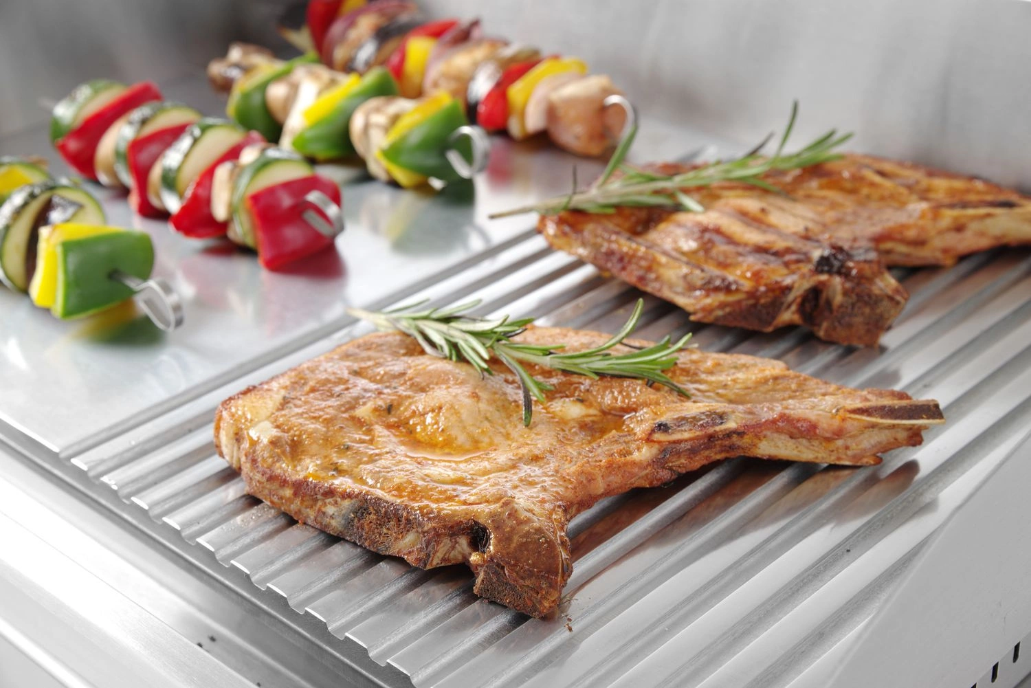 Elektrická grilovacia platňa, 1/2 hladká 1/2 ryhovaná, 2,4 kW, 230 V | HENDI 203156