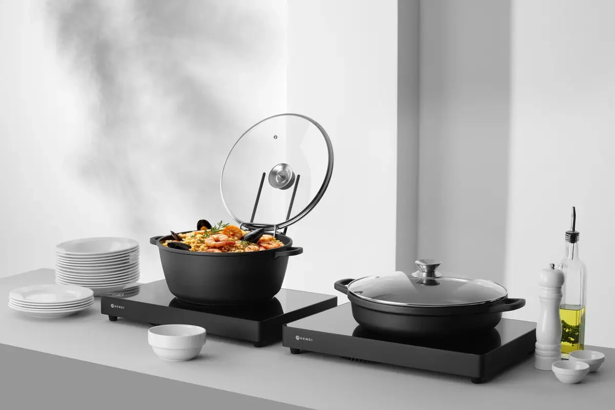 Hrniec s nepriľnavým povrchom, 7,5 l, čierny, 38,7x31x(V)13 cm | HENDI 611036