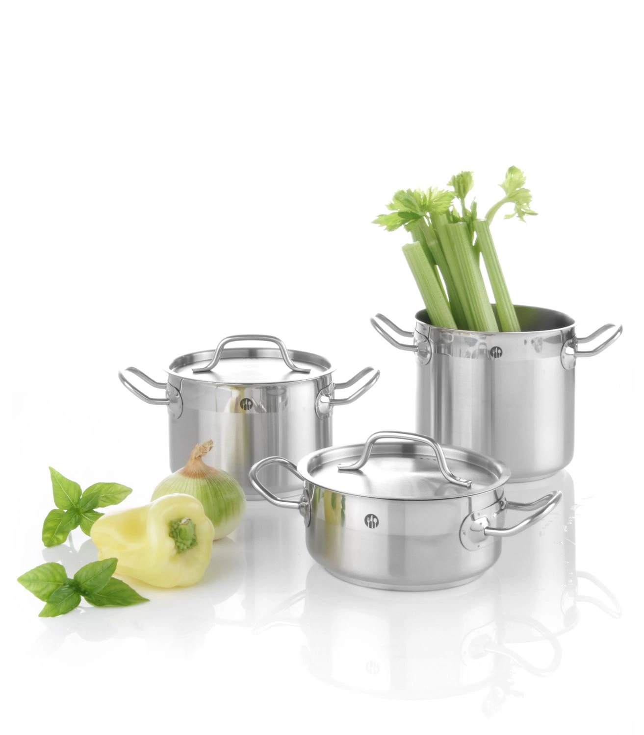 Nízky hrniec z nehrdzavejúcej ocele Kitchen Line, objem 7,3 l, priemer 28 cm, výška 12 cm | HENDI 837672