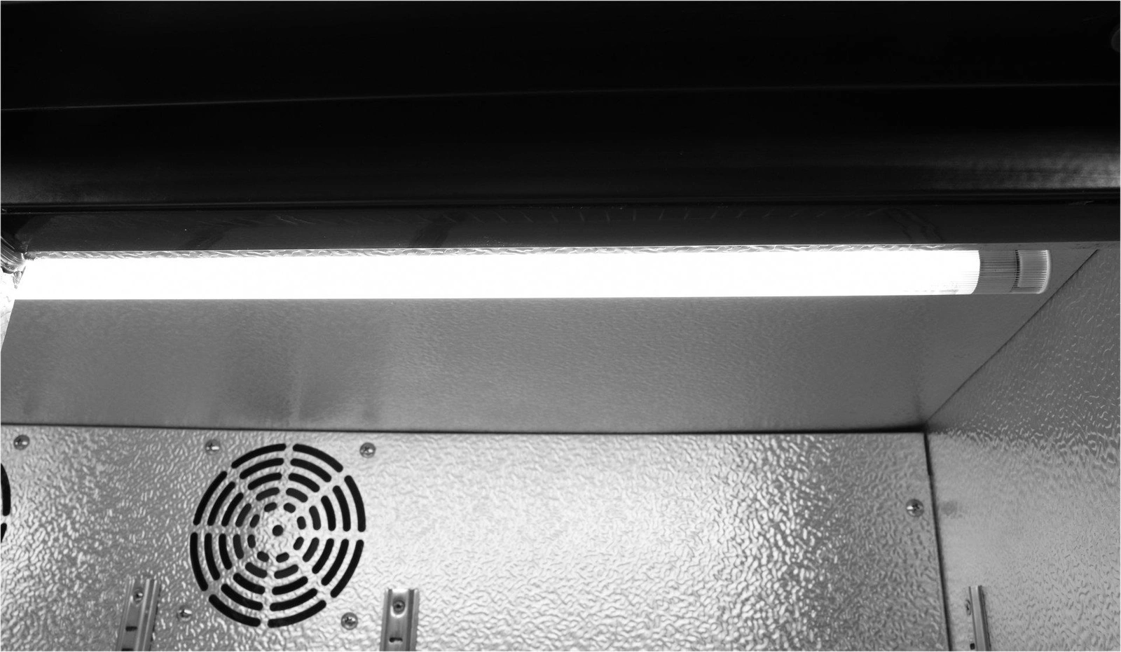 Chłodziarka do butelek, 341 l, aluminium, dynamiczne chłodzenie, 2-8°C, zamek | YATO YG-05360