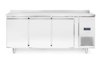 Mraziaci stôl 3-dverový, 450 l, 179.5x70x85 cm, -18 až -22°C | HENDI 232699